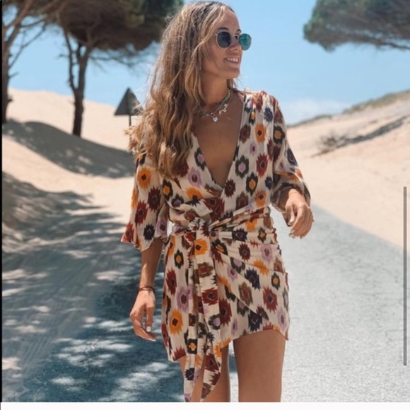 Zara Dresses & Skirts - Zara printed dress 7521/261/712